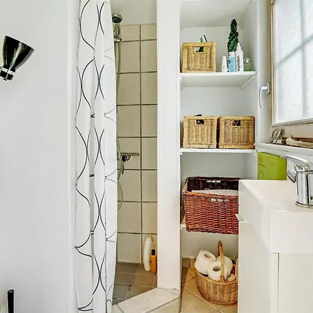 Semesterbostad Topi - 15m From The Sea By Interhome
